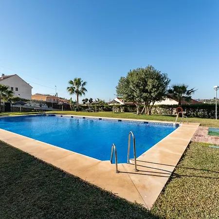 Malagasuite Mountain & Pool Views Apartment Fuengirola